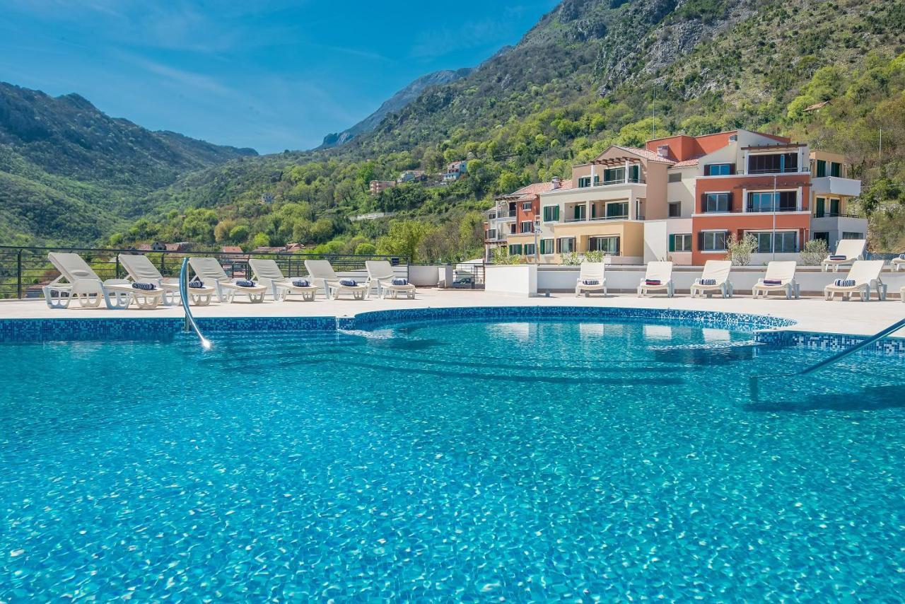 Lavender Bay Apartment C23 Kotor Exterior foto